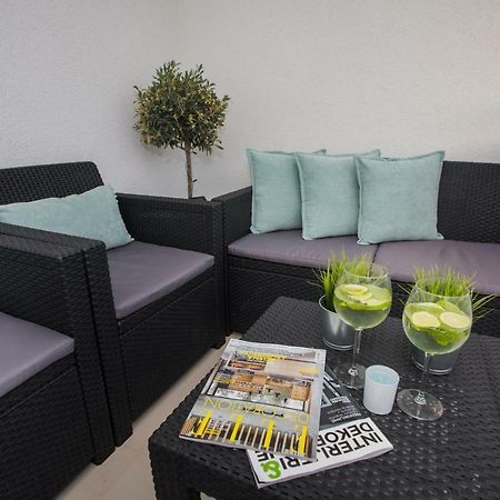 Apartment Luni Primosten Bagian luar foto