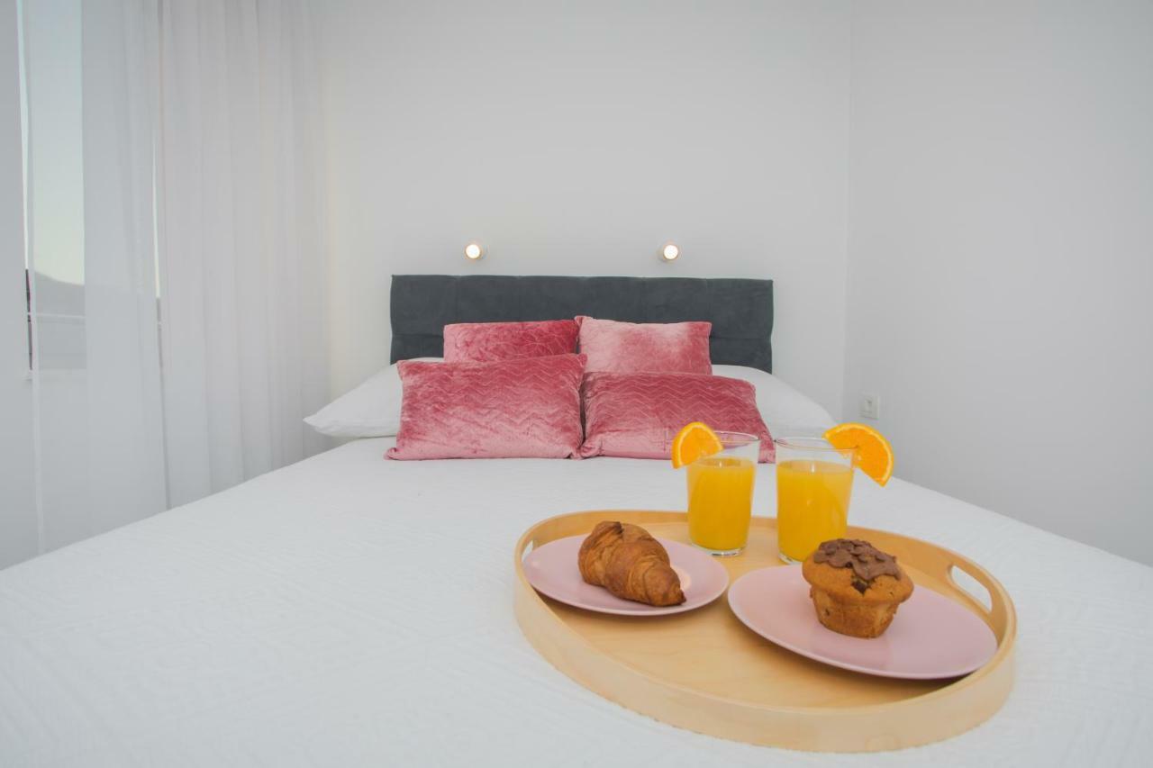 Apartment Luni Primosten Bagian luar foto
