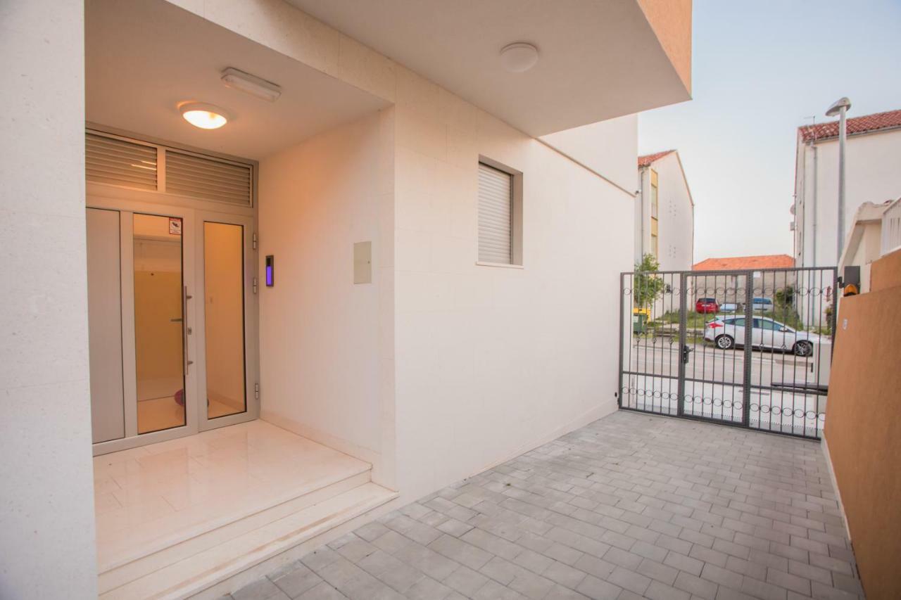 Apartment Luni Primosten Bagian luar foto